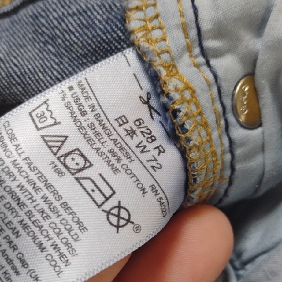 GAP Women's Size 6 Girlfriend Cut Denim Jeans in Deep Blue - Picture 3 of 4